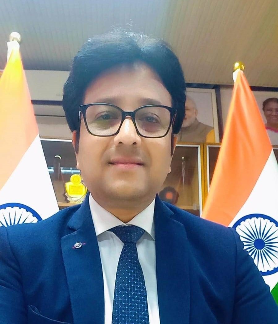   Dr Ashish Kumar 